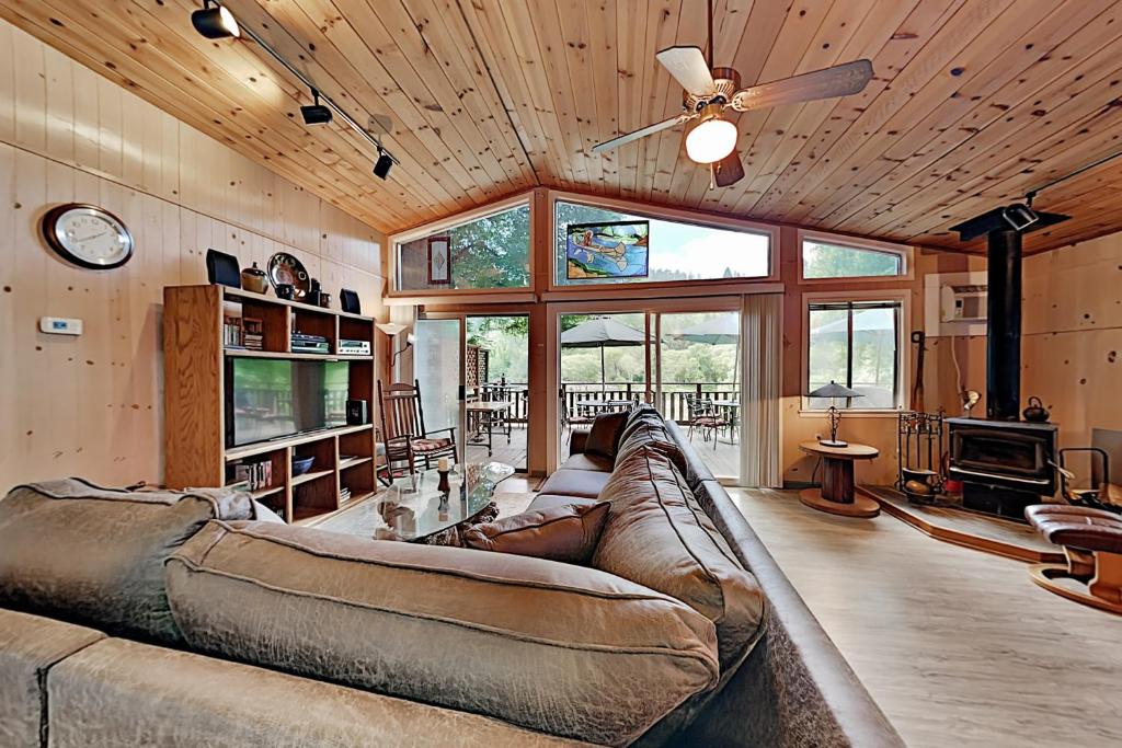 Photo #1 of Villa Eileen in Guerneville, CA