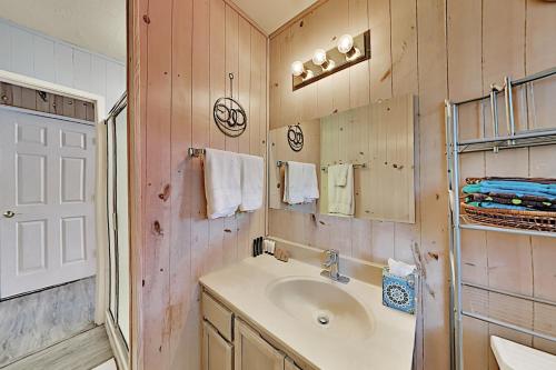 Photo #3 of Villa Eileen in Guerneville, CA