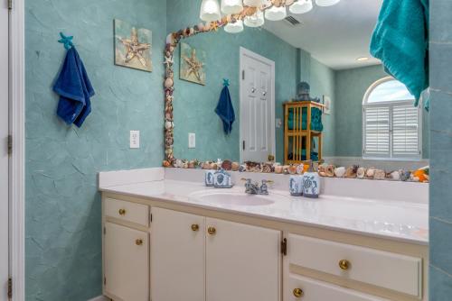 Photo #3 of The Boat House - 106 Westward Ho home in Dauphin Island, AL