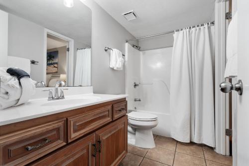 Photo #3 of Phoenix 6 Unit 807 in Orange Beach, AL