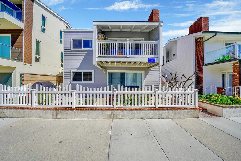 Photo #1 of 5408 Seashore Dr A in Newport Beach, CA