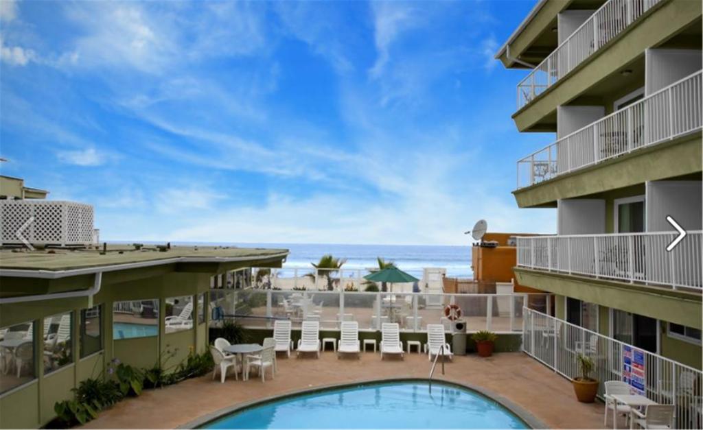 Photo #1 of Surfer Beach Hotel in San Diego, CA