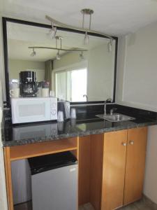 Photo #5 of Surfer Beach Hotel in San Diego, CA