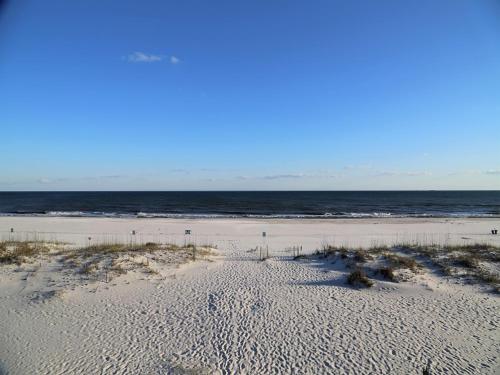 Photo #2 of H Oz Duplex Toto Home in Gulf Shores, AL