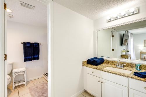 Photo #3 of Beachfront Condo in Gulf Shores with Pool Access! in Gulf Shores, AL