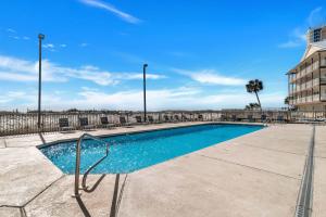 Photo #4 of Island Winds West Unit 580 in Gulf Shores, AL