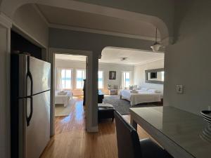 Photo #4 of The Vurpillat in Hermosa Beach, CA