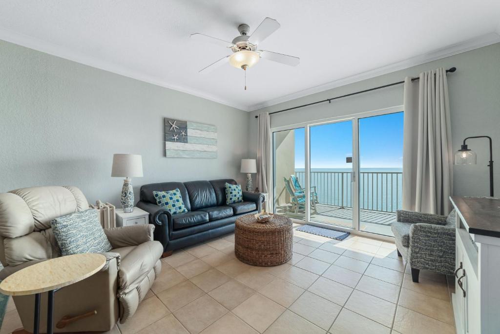 Photo #1 of Crystal Shores West 906 in Gulf Shores, AL