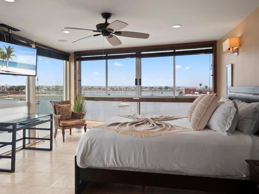 Photo #1 of Stunning Bayfront condo with gorgeous views, garage, massive roof deck & AC - dogs welcome! in San Diego, CA
