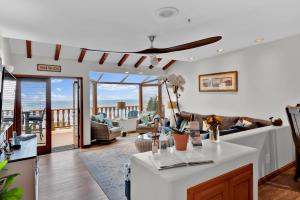 Photo #4 of Ocean View Hamilton Cove Villa in Avalon, CA