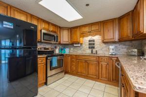 Photo #5 of Phoenix East 407 condo in Orange Beach, AL