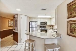 Photo #5 of Phoenix 7 Unit 1013 in Orange Beach, AL
