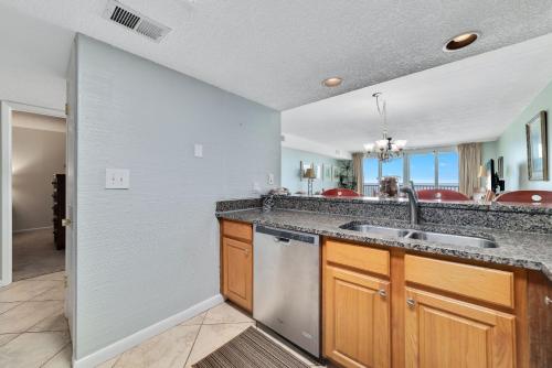 Photo #3 of Romar Tower 6D in Orange Beach, AL