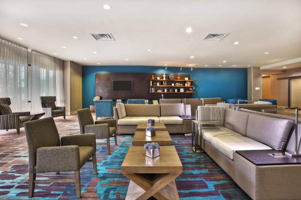 Photo of Courtyard by Marriott Gulfport Beachfront in Gulfport, MS