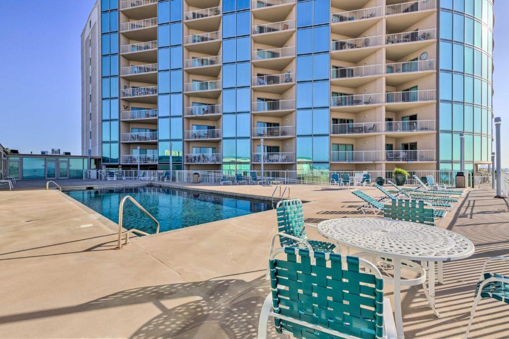 Photo of Sunny Beachfront Biloxi Condo with Resort Amenities! in Biloxi, MS