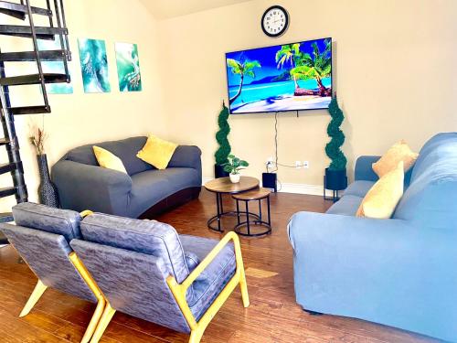 Photo #2 of Grand Isle Unit E pet friendly detached condo 3 bedrooms 1 bath easy beach access in Grand Isle, LA