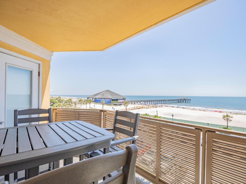 Photo of Sandpiper 302 in Tybee Island, GA