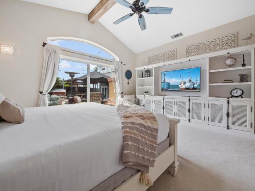 Photo #2 of Luxury beach home one block from ocean with spa, WiFi, & gorgeous outdoor space in San Diego, CA