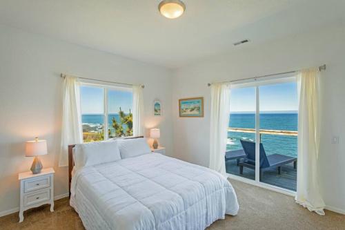 Photo #2 of Exquisite Oceanview! by OceanviewHotTubs Oceanfront! Shelter Cove, CA Tesla EV station in Whitethorn, CA