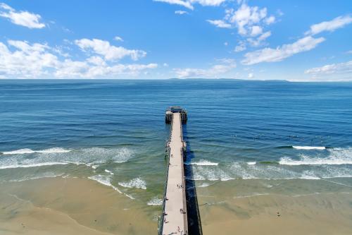 Photo #3 of 2010 W Oceanfront in Newport Beach, CA