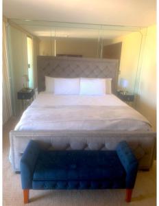 Photo #4 of Coastal Paradise Retreat Stylish Oceanfront Condo in Redondo Beach, CA