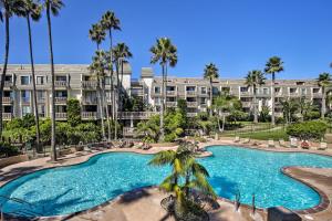 Photo #4 of Charming Oceanside Condo with Beach and Pool Access! in Oceanside, CA