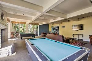 Photo #6 of Charming Oceanside Condo with Beach and Pool Access! in Oceanside, CA