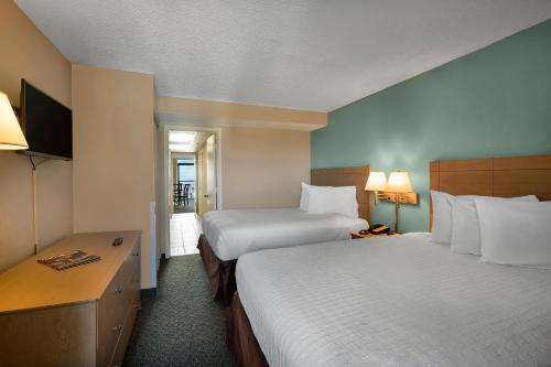 Photo #2 of Landmark Resort in Myrtle Beach, SC