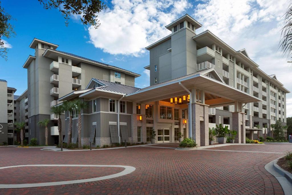 Photo #1 of Hilton Grand Vacations Club Ocean Oak Resort Hilton Head in Hilton Head Island, SC