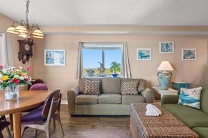 Photo #6 of Oceanfront Get Away in North Myrtle Beach, SC