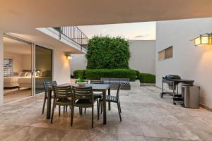 Photo #5 of Sea Serenity Coastline Views and Pool in Imperial Beach, CA