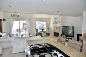 Photo #5 of Beach House located in quiet community. in Oxnard, CA