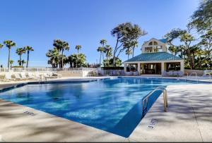 Photo #4 of 504 Barrington Arms in Hilton Head Island, SC
