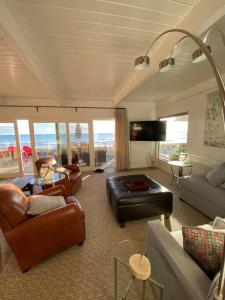 Photo #5 of ON THE SAND!! Private Beach! OCEAN FRONT HOT TUB!! in Dana Point, CA