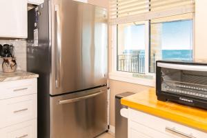 Photo #5 of Rare View Premium Oceanfront 4 BR in North Myrtle Beach, SC