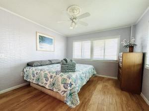 Photo #5 of OCEANFRONT HOUSE ON THE SAND 2 Kings 4br 4ba 1st Floor of Triplex SLEEP 12 PGP1 in Myrtle Beach, SC