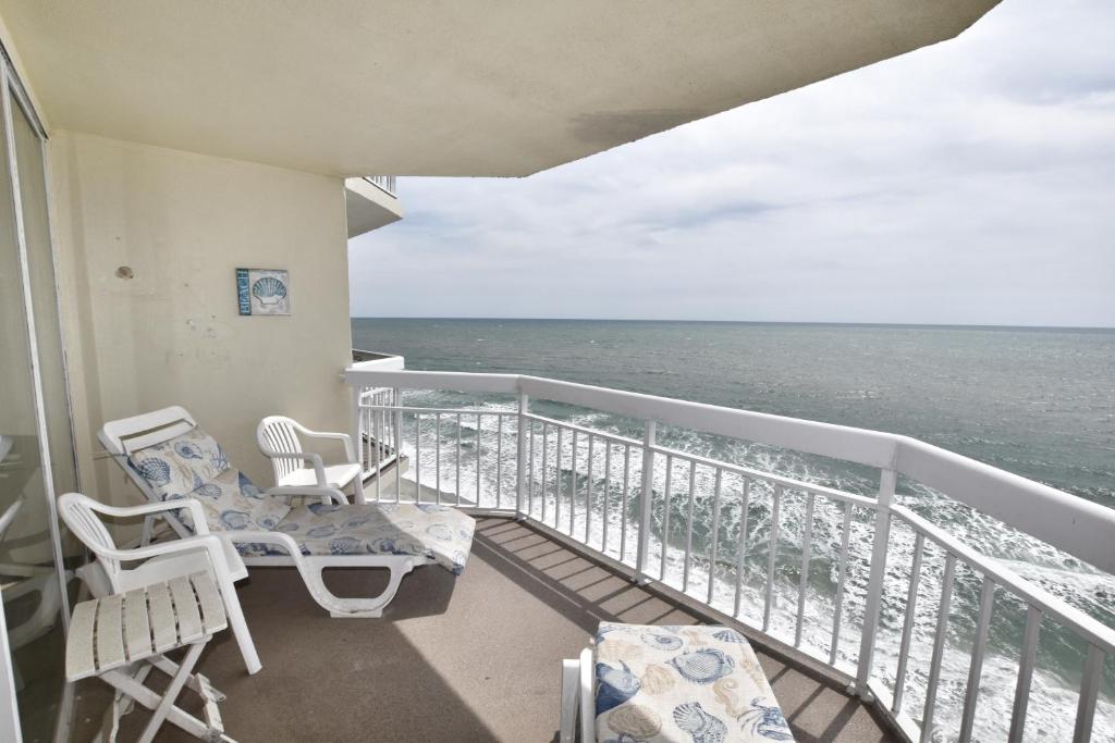 Photo of 1109 Waters Edge Resort condo in Murrells Inlet, SC
