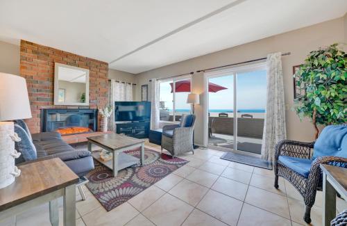 Photo #2 of 3607 Seashore A & B in Newport Beach, CA