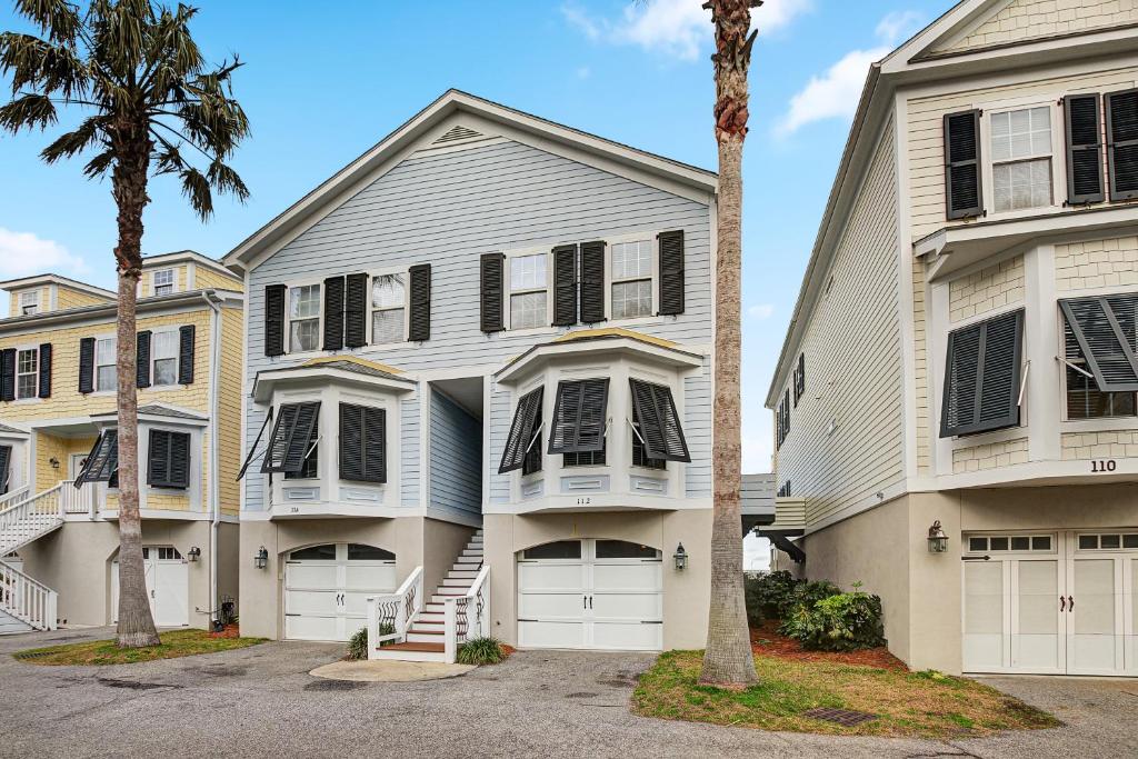 Photo of Water's Edge 112 in Folly Beach, SC