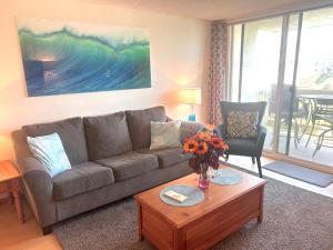 Photo #5 of Oceanview Retreat - Steps to the Beach and 2 Pools in Oceanside, CA