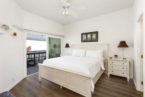 Photo #6 of 2BR Oceanfront Condo - Private Balcony - Spacious in Oceanside, CA