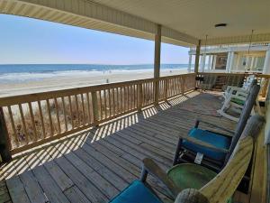 Photo #6 of Summer Days Upstairs in North Myrtle Beach, SC