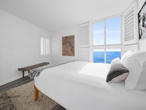 Photo #2 of Sunset Cliffs Lookout - Ocean Front Luxury Condo in San Diego, CA