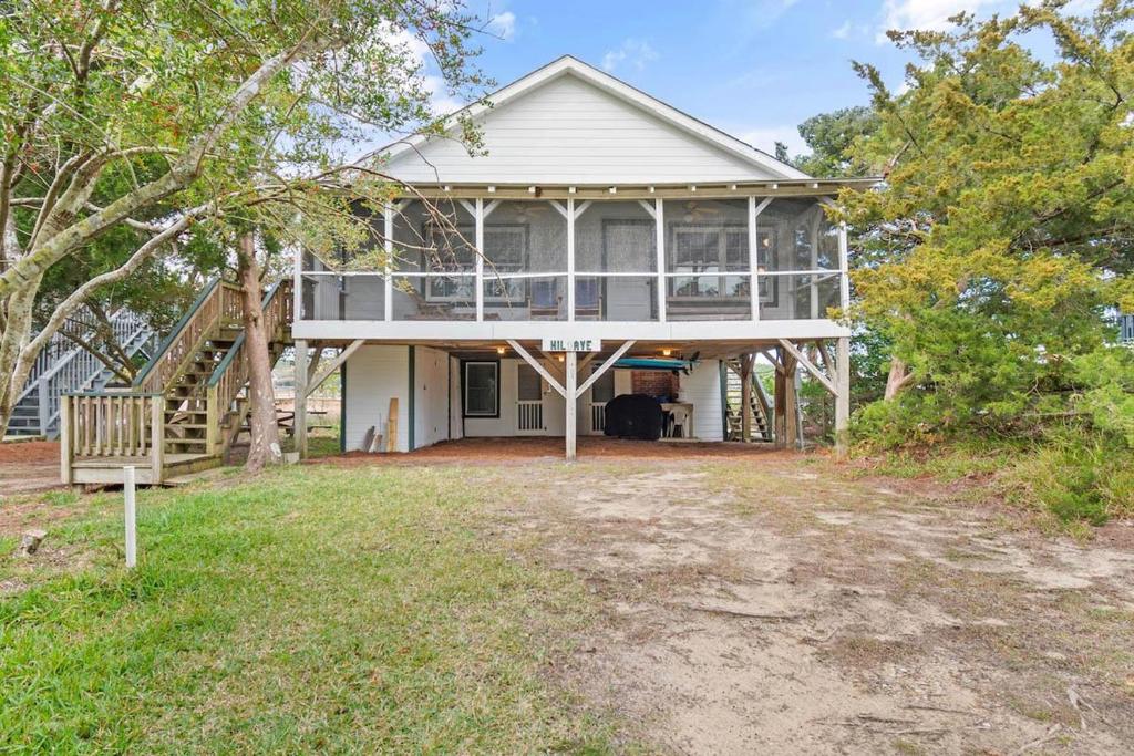 Photo of Hildave Cottage 3 Bdrm Vacation Home in Pawleys Island, SC