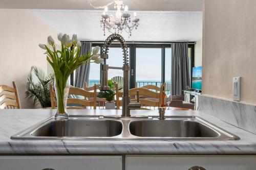 Photo #3 of *OCEAN FRONT* Pier-adise 2Bed/2Bath, Sleeps 8 in Murrells Inlet, SC
