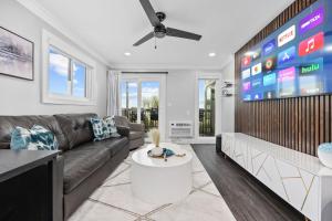 Photo #5 of Modern Escape - Luxury Oceanfront with Pool - Guest Concierge and Amenities in Myrtle Beach, SC