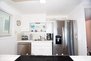 Photo #4 of 1121 E Balboa Blvd A & B in Newport Beach, CA