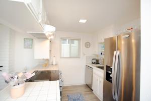 Photo #5 of 1121 E Balboa Blvd A & B in Newport Beach, CA