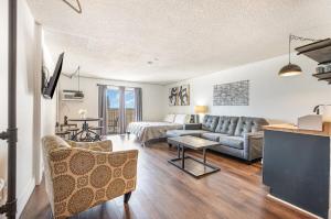 Photo #5 of King Oceanview Studio, SMART TV, 12 PM Check-In, in Myrtle Beach, SC