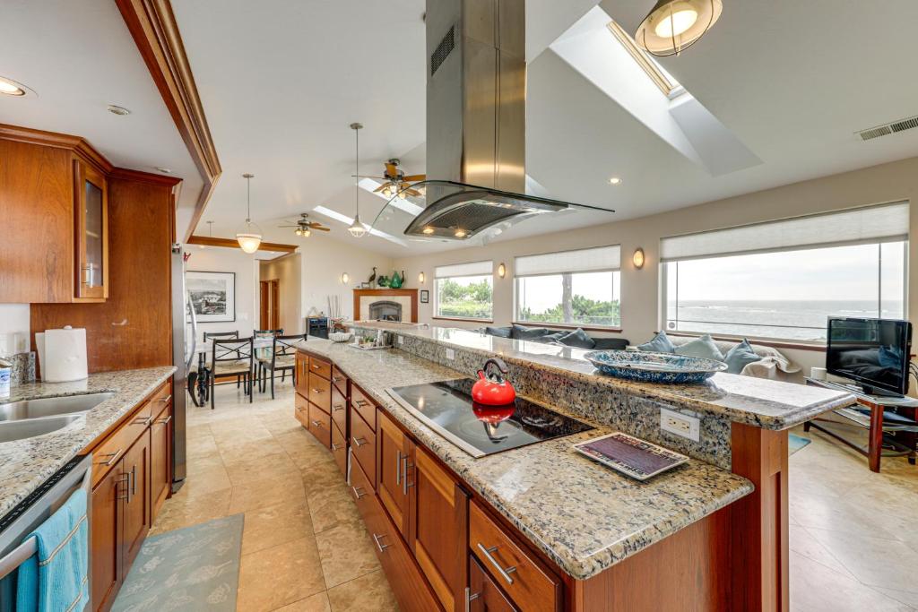 Photo of Crescent City Getaway with Panoramic Ocean Views! in Crescent City, CA